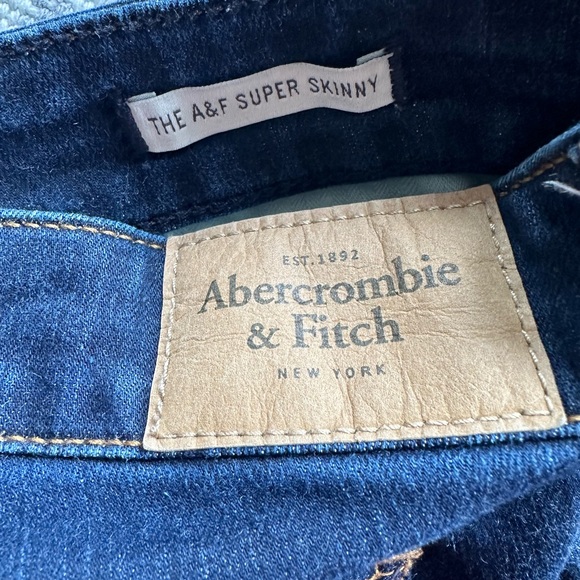 Abercrombie & Fitch Skinny Jeans - Picture 5 of 8